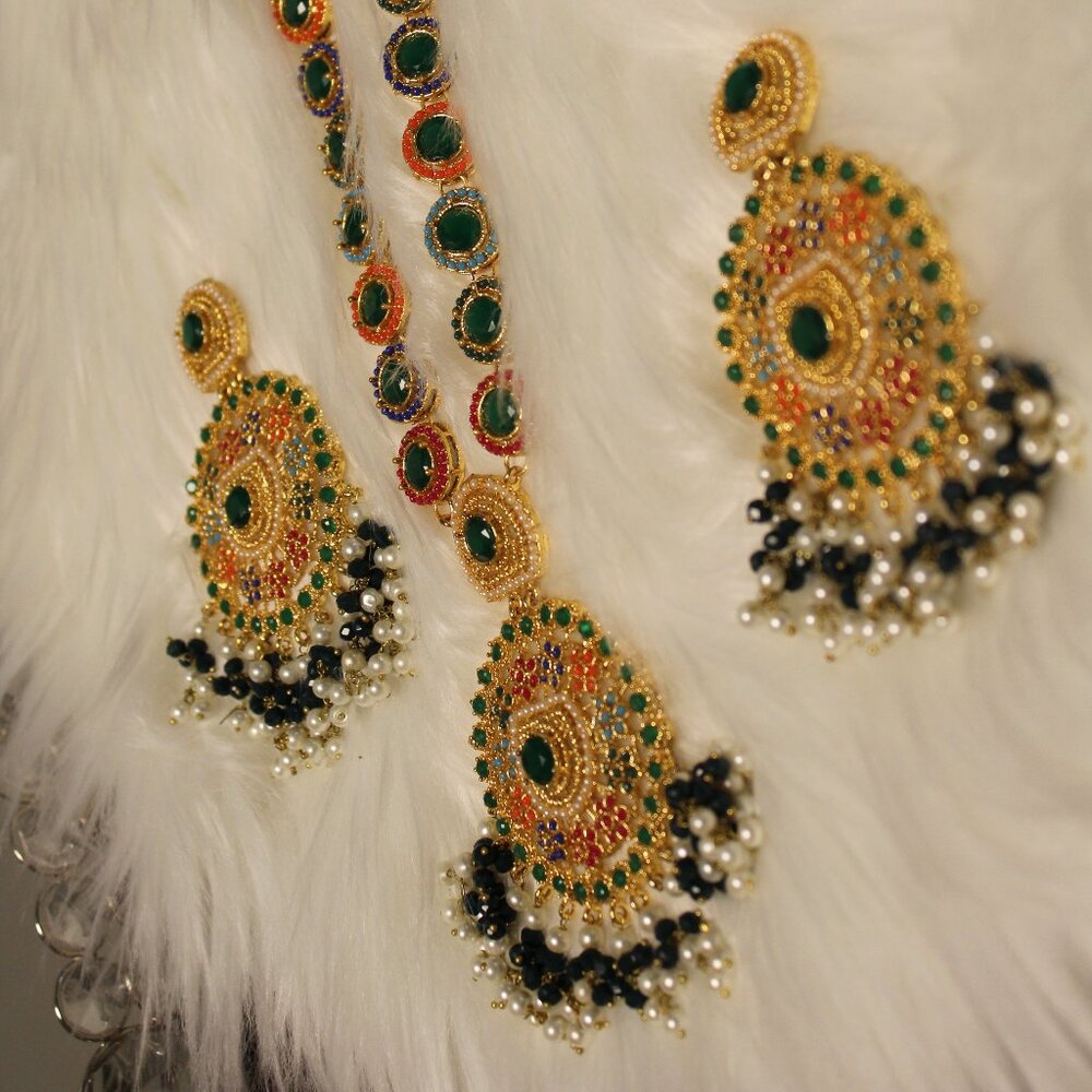 navratan necklace and earrings